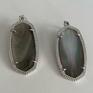 Kendra Scott Elle Drop Earrings in Silver/Gray Illusion Stone - GREAT condition!